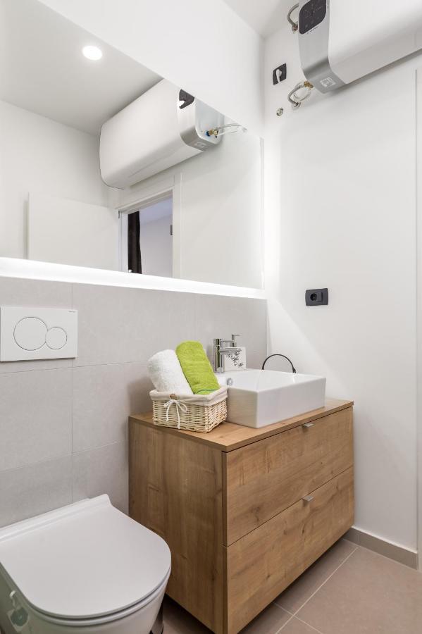 Apartments Trio Рийека Екстериор снимка
