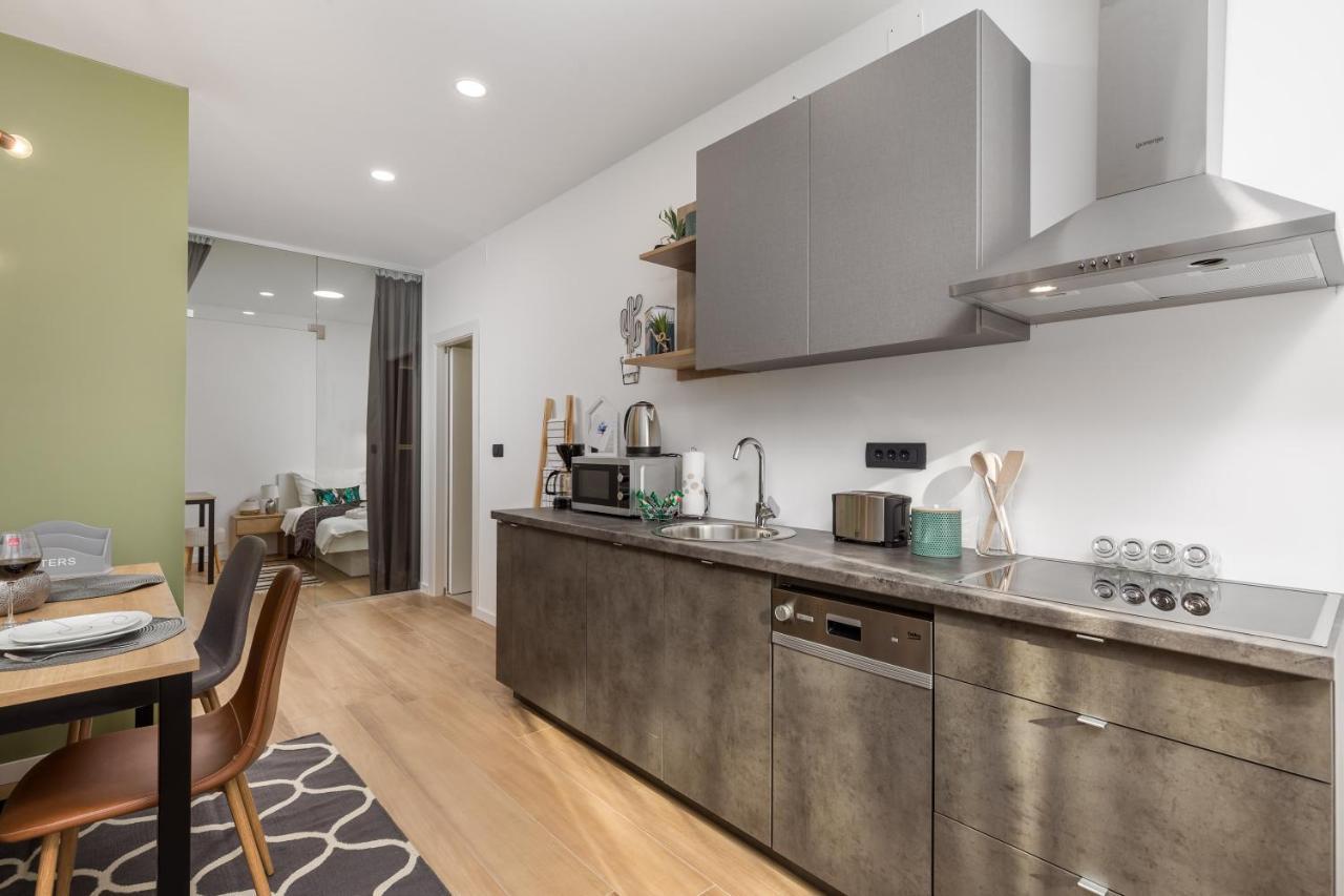Apartments Trio Рийека Екстериор снимка